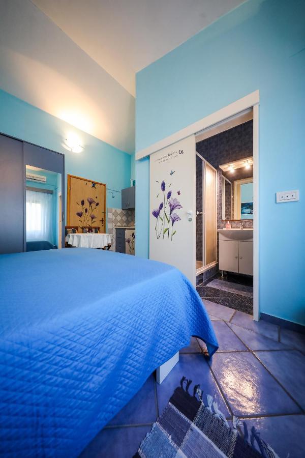 Studio Brbinj 8160A Экстерьер фото