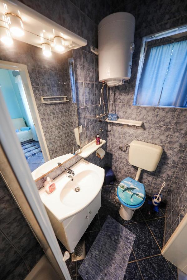 Studio Brbinj 8160A Экстерьер фото