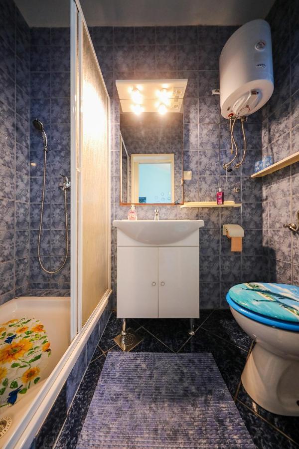 Studio Brbinj 8160A Экстерьер фото